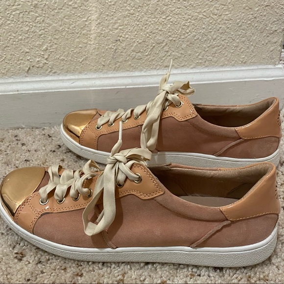 💎UGG Evangeline pink/gold sneakers size 15. - Picture 2 of 16